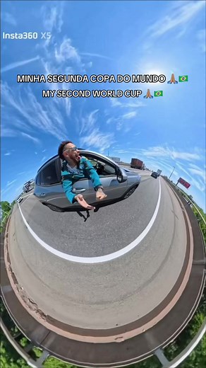 Todo brasileiro tem seu jeito de torcer. Esse é o meu. 🇧🇷 Gravado com Insta360 X5. A câmera que captura cada ângulo, cada reação, cada gol. Agora é a sua vez. 🏆 Mostra o seu jeito de torcer durante a Copa do Mundo e você pode ganhar: 🥇 Insta360 Luna Ultra Creator Bundle 🥈 Insta360 X5 Essential Bundle 🥉 Insta360 Go Ultra Creator Bundle Como participar: 1. Filme seu momento de Copa com qualquer produto Insta360 2. Poste no Instagram ou TikTok usando #TorceComInsta360 #Insta360BR 3. Marque an