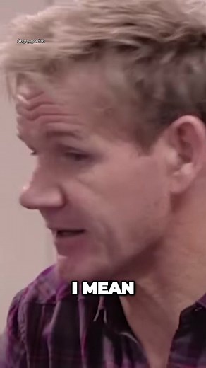 Gordon speaks to the owner about being rude to the waitresses #food #foodfail #chef #gordanramsay #kitchennightmares