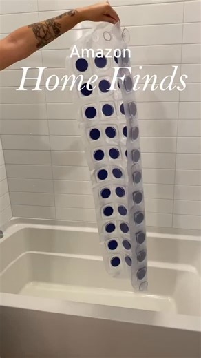 Lisa Julina on Instagram: "#pads #boxing #periods #muaythai #menstruation #kickboxing #padwork #sanitarypads #thaiboxing #gym #fitness #training #kick #period #fit #periodpositive #health #mma #menstruationmatters #workout #touchdown #yardline #footballgames #catch #footballseason #football #superbowl #nfl #yards #boxer"