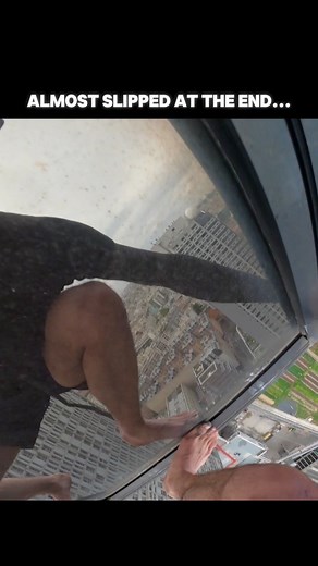 Extreme situation while climbing this skyscraper in Paris ! #climbing #adrenaline #climber | Alexis Landot