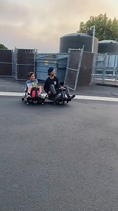 Proper form with the Crazy Cart tandems  헖헿헮혇혆 헖헮헿혁 • Performs like a go-cart or kicks into Crazy Cart mode with the lift of the Drift Bar • Patented drift system allows the driver to vary the rear caster angle so they can drive and drift forward, backward, sideways, diagonally, and everything in between • 40 minutes of pure, uninterrupted adrenaline per charge [ IG: ninjvklvn] | Razor Worldwide | Facebook