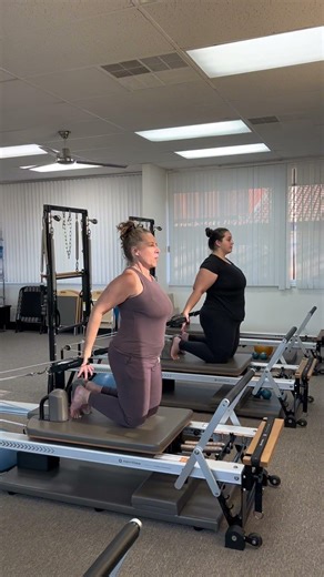 PILATES FLOW #workoutroutine #pilates #reformerpilates #sandiego #personaltraining #pilatesexercises