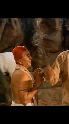 This reel presents a scene from film Gunga Jumna (1961), starring DilipKumar& Vyjayanthimala *Clip restored, edited, remastered & reel created by me (Samim Asgor Ali) #GungaJumna #DilipKumar #BollywoodClassics #VintageCinema #IndianCinemaLegends #Vyjayanthimala #OldBollywoodMagic #1961Classic #CinematicMasterpiece #BollywoodHistory #NasirKhan #Azra | Samim Asgor Ali