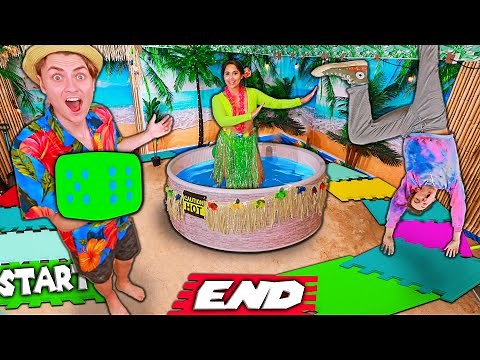 HUGE BEACH BOARD GAME IN LIZ’S HOUSE!!