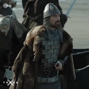 Wem gehört die Welt? Vor 1.000 Jahren nur wenigen Besitzenden. Und wer keinen Besitz hat, wird "Glücksritter" - wie Wihelm der Eroberer. Unseren großen Dreiteiler "Wem gehört die Welt?" seht Ihr sonntags um 19:30 Uhr im ZDF - und jederzeit in der Mediathek: kurz.zdf.de/txgeld/ | Terra X