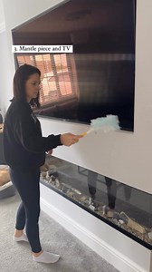 155K views · 443 reactions | Flash Duster Dust Magnet - Quick, easy and hygienic: trap & lock daily dirt and grime in an instant without getting down on your knees! | Flash Cleaner | Facebook