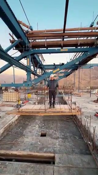 Bridge B1 in Karaj (Bilaqan), which was targeted in the recent war by the American-Zionist aggression, is one of the most prominent bridge engineering projects in Iran; a cable-stayed structure approximately 1,050 meters long and nearly 138 meters high, placing it among the tall bridges in the region.