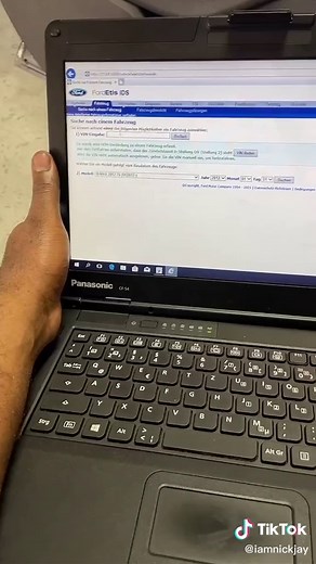 KFZ Steuergerät programmieren: Reparatur und Services