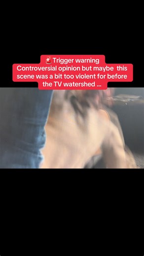 The domestic violence storyline on ITV’s Coronation Street last night was a hard watch and I physically flinched watching this happen. The violence are definitely escalated and surely this must be leading to the end of this story. Are you ready for it to end? Please like, follow and comment. #tv #itv #soapopera #tvdrama #coronationstreet