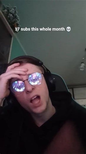 17 subs this whole month making animations in 3D... I need new job