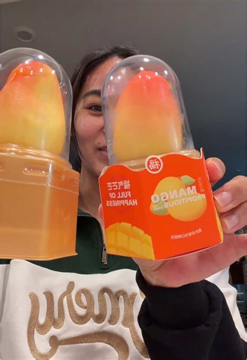 7/10 probably wouldn’t buy again. Fake mango flavor, shell not crunchy, ice cream is whipped, feels like I’m eating body butter 😭