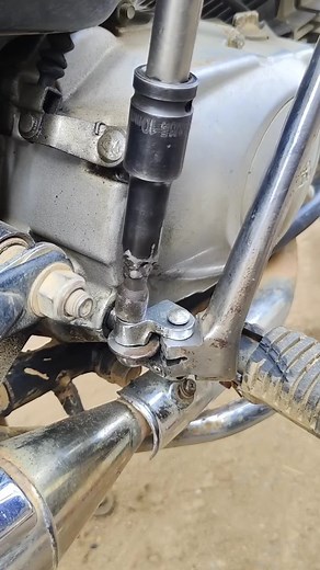 27K views · 356 reactions | Bike kick rod shoft problem solved simple trick Veeru mechanic Telugu | Veeru Mechanic | Facebook