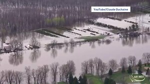 Aerial footage shows the extent of devastating flooding in parts of Quebec. Canadian Forces troops have been deployed to parts of the province grappling with a flood emergency: http://ow.ly/vLsf30bvVwD #QCstorm #meteoQC | The Weather Network