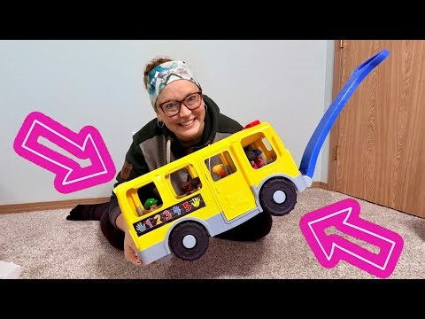 The Big Yellow Bus from Fisher-Price Little People | Includes 9 Little People | Perfect for Toddlers