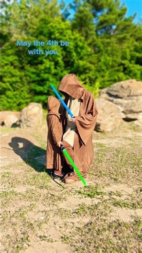 May the 4th Be With You ✨ Jedi Knight and Padawan Costumes #starwarscostume #obiwankenobi #cosplay