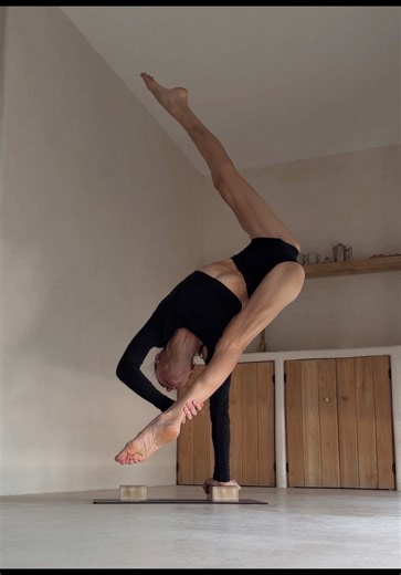 My OAH Progress: A Journey in One-Arm Handstands
