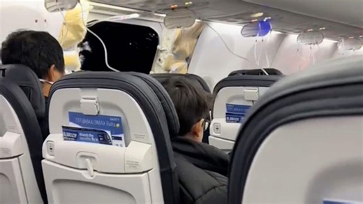 Boeing jetliner that suffered blowout was barred from flying over water on long trips | CBC News