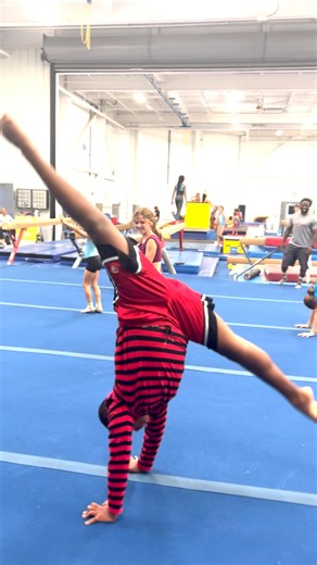 21K views · 663 reactions | There's a lot of talk nowadays about aliens being real. Is this our proof??!?!?  #Cheer #Dance #Gymnastics #TumbleDoctor #Flip #Flexibility #Dancer | Tumble Doctor | Facebook