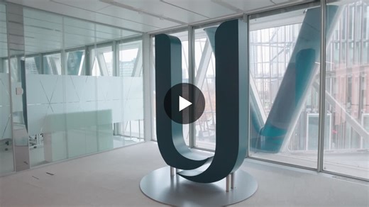 I cinefili sanno che i titoli di coda a volte nascondono qualche chicca: ora che il “film” è finito, vi lascio i miei “credits”. Abbiamo raccontato i colleghi e i loro mestieri, ma anche le persone… | Alessio Pugliese