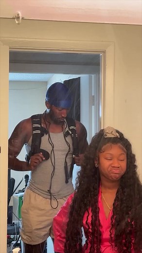 Where he going dragging that wagon 😂 | Dreandktv