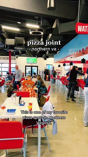 Delicious Pizza and Sandwiches at Izzi: A Culinary Adventure