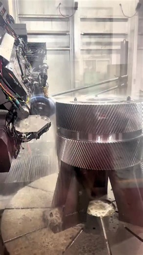 Jack Yang on Instagram: "Any professional comments on this gear? #gearbox #gearunits #reducer #gears #grinding #transmission"