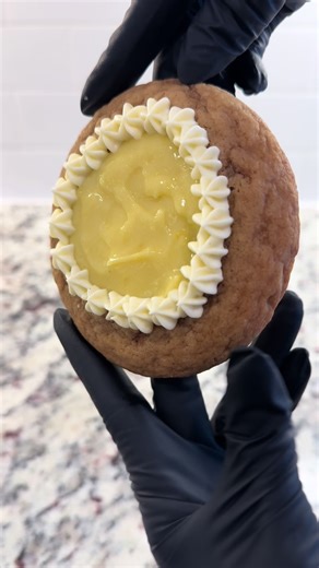 Delicious Brown-Sugar Lemon Cookies with Homemade Curd