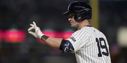 Berti ready for anything in Cubs bench role