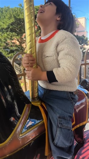 𝓕𝓢🥀𝓛𝓸𝓿𝓮 (@fs.love.2017)’s videos with suara asli - TEMPLATE FOR YOU - TRENDING TEMPLATE