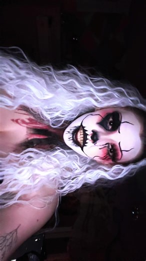 dizzy.the.clownn (@dizzy.the.clownn)’s videos with goddess of discord - CTRLWRLD