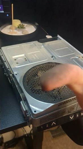 Cleaning a dirty Xbox one S