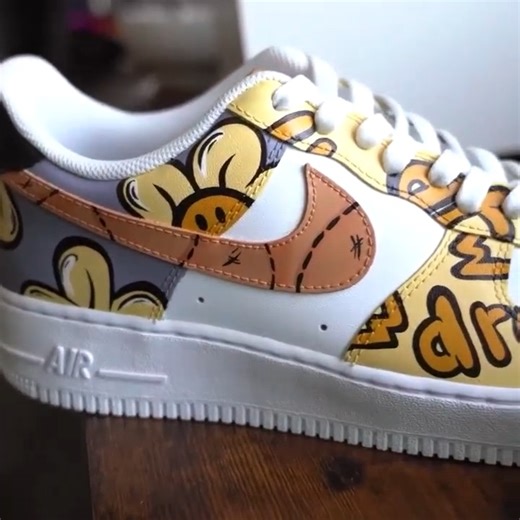 Customizing Shoes For JUSTIN Bieber!👟 (Part 7) | MARKO