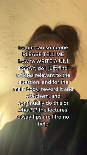 How to Write a University Essay: A Comprehensive Guide