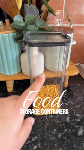 Keep your kitchen fresh and organized with this clear food storage box ✨ durable, space-saving design lets you easily see what’s inside while keeping food fresh longer. #kitchenstorage #foodcontainer #homeorganization #pantrygoals #tiktokshopfinds
