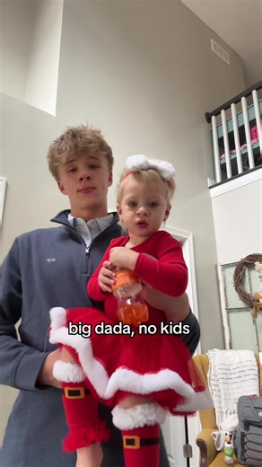 she’s okay I PROMISE #fyp #brothernoah #sisteremma #fatheradam #ilovemygf