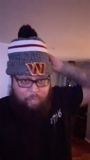 Stephen Fultz | All me commanders gear 200% off | Instagram