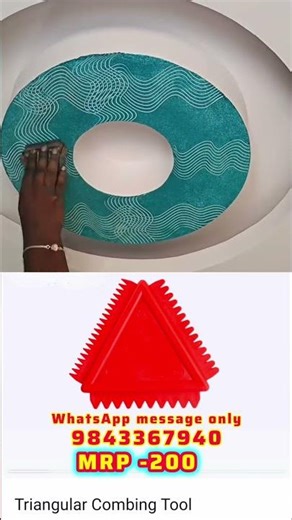 Triangular combing tool (painting tools)