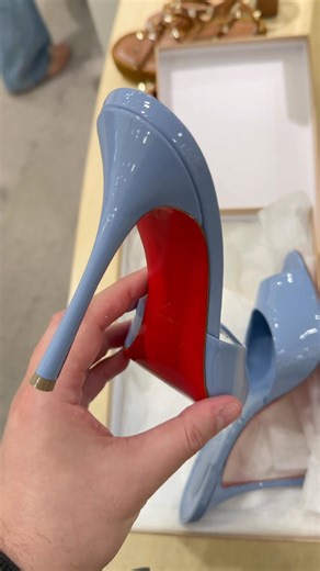 POV Unboxing The Christian Louboutin Me Dolly mules