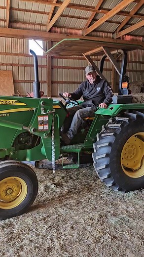 1.5K views · 14 reactions | Don't scratch the equipment!! #bigtractorpower #farmequipment #johndeere #machine #agriculture #harvest #germanshorthairedpointer #farmer #farming | Michigan Farmer | Facebook