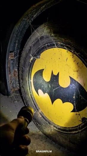 Found The 1989 Batmobile in a Deserted Garage! 😱#Batmobile #Batman #BarnFind #DCComi