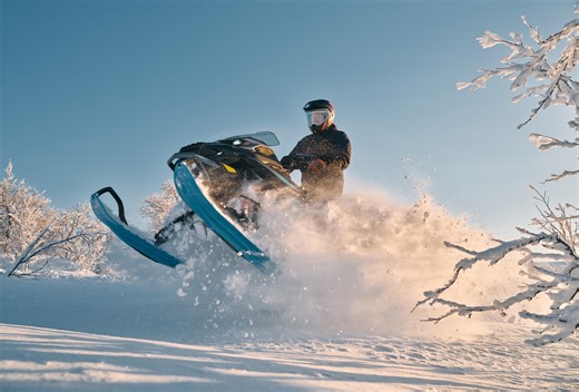 Lynx Unleashes Its 2026 Commander RE Sled Onto North America, Here's What's in Store