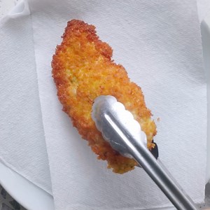 691K views · 10K reactions | Crispy Chicken Cutlet With Yellow Rice | Banglar Rannaghor | Facebook