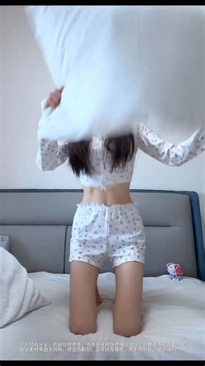 PEIYI XLIMIX ORILEMON PRO ｜KALYSTA MDA 领导 on Instagram: "别放过20s懒人冬天变瘦邪修😱躺在床上开掛 懒人躺在床上一个枕头瘦全身！ 瘦腿瘦肚子瘦腰瘦手臂瘦背 腿粗大腿小腿腰粗肚子大手臂粗蝴蝶袖背厚 懒人急性子逆袭别放过 #女生必看 #居家锻炼 #逆袭 #変瘦変美変好看 #懒人变美大作战#100天运动打卡挑战 #瘦腿#马甲线"