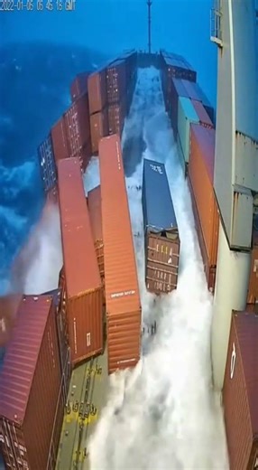 Massive waves crushing a cargo ship during brutal storm #northsea #storm #waves