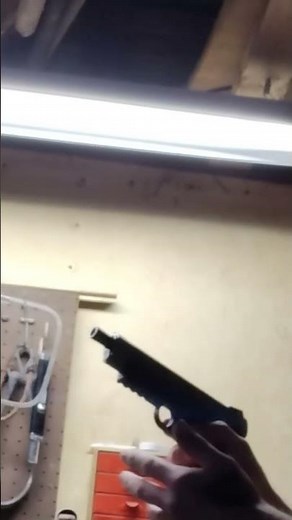 1911 slide lock reload practice, engaging the slide with the left thumb