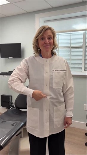 If your teeth look gray or translucent, it might be your body trying to tell you something. Demineralization: This usually happens when your enamel starts losing minerals. That can be triggered by acidic foods and drinks, bacterial imbalance in the mouth, or even harsh toothpaste that strips away your enamel’s natural protection. Absorption Issues: It can also happen when your body isn’t absorbing enough nutrients — especially minerals like calcium, magnesium, and trace elements — or when your g