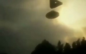 美军UFO秘密飞行器天上跳舞 中国你何时才能长进？_哔哩哔哩_bilibili