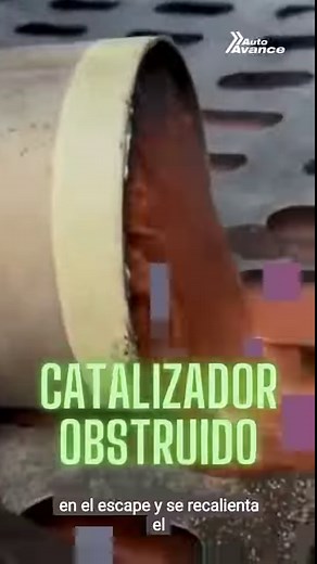 Un catalizador tapado es un problema serio porque restringe el flujo de gases de escape a través del sistema de escape del vehículo, lo que puede causar una serie de problemas de rendimiento. Cuando el catalizador está obstruido, la contrapresión aumenta, lo que impide que el motor expulse eficientemente los gases quemados. Esto resulta en una pérdida significativa de potencia, aumento del consumo de combustible y sobrecalentamiento del motor. Además, la restricción puede causar daños adicionale