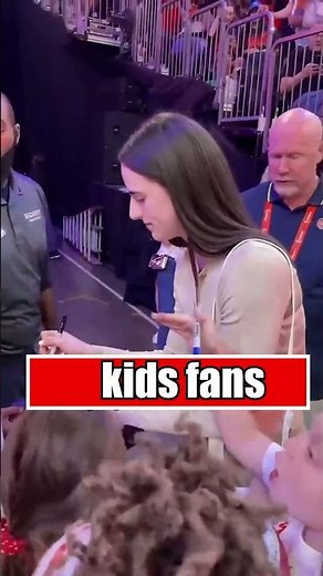 The CRAZIEST Caitlin Clark Fan Moment Yet 😱🏀