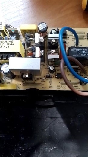 Mustek PowerMust 400 offline UPS inside ИБП разборка внутри #shorts